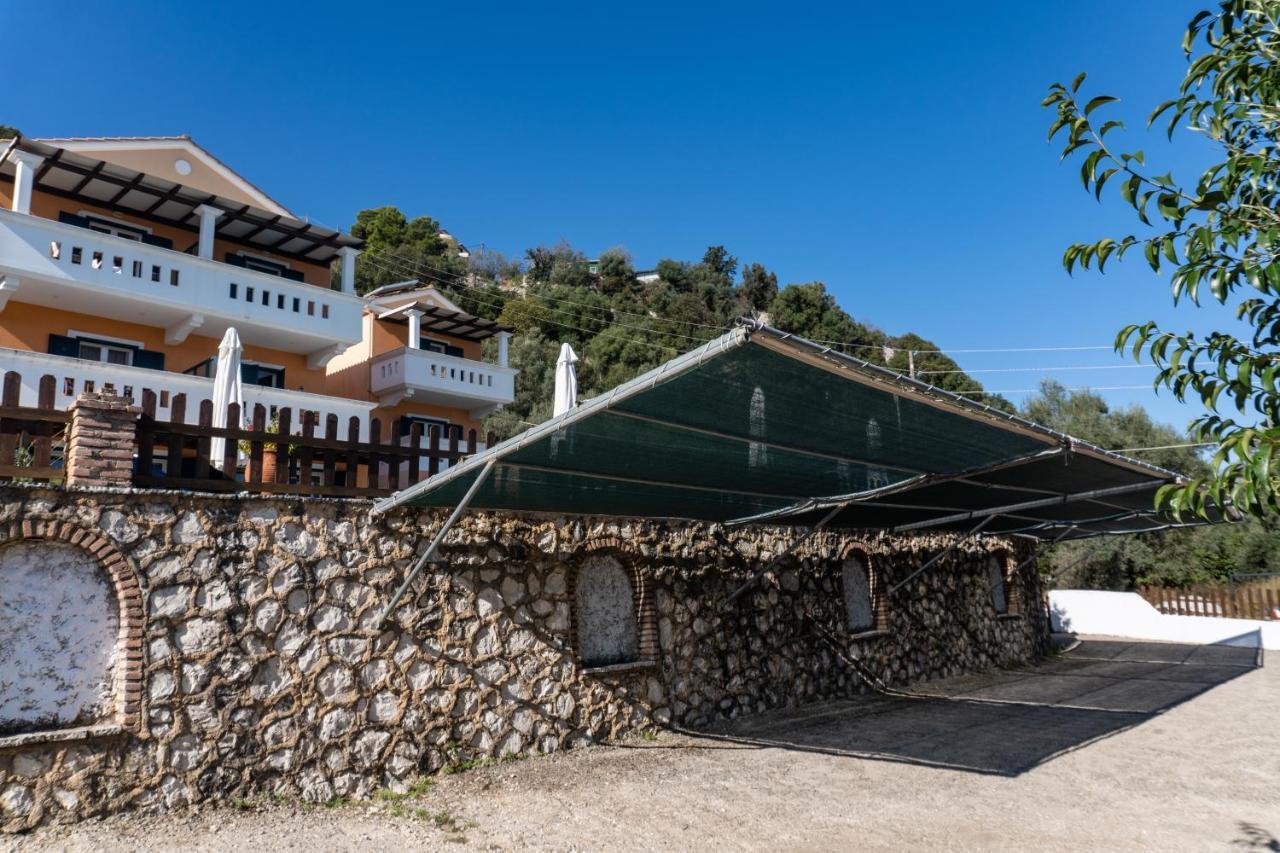Ithaki Holidays Frínion Buitenkant foto